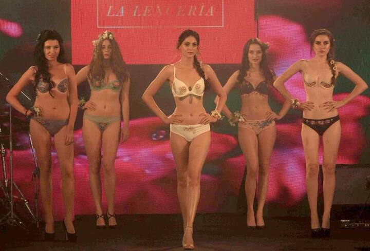 La Lencer के लिए इस लाउंजरी रेंज को कृष्णा जुमानी ने डिज़ाइन किया है.