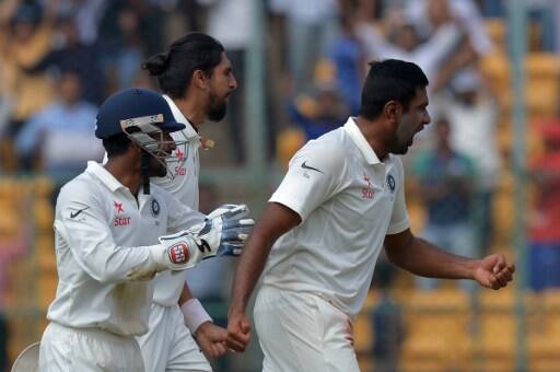 अश्विन को स्टेन के रिकॉर्ड को तोड़कर एक नया रिकॉर्ड बनाने के लिए केवल एक विकेट की दरकार है और आस्ट्रेलिया के खिलाफ धर्मशाला में होने वाले चौथे और अंतिम टेस्ट मैच में वह यह रिकॉर्ड पूरा कर सकते हैं.