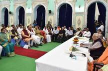 एक्शन में योगी सरकार, कानून व्यवस्था सुधारने के लिए अफसरों को कड़ाई के निर्देश