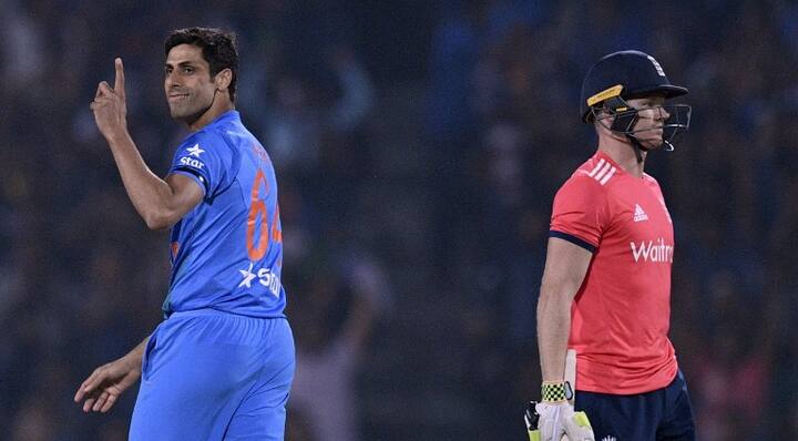 ग्रेड सी: शिखर धवन, अम्बाती रायुडू, अमित मिश्रा, मनीष पांडे, अक्षर पटेल, करूण नायर, हार्दिक पंड्या, आशीष नेहरा, केदार जाधव, युजवेंद्र चाहल, पार्थिव पटेल, जयंत यादव, मंदीप सिंह, धवल कुलकर्णी, शरदुल ठाकुर, रिषभ पंत.