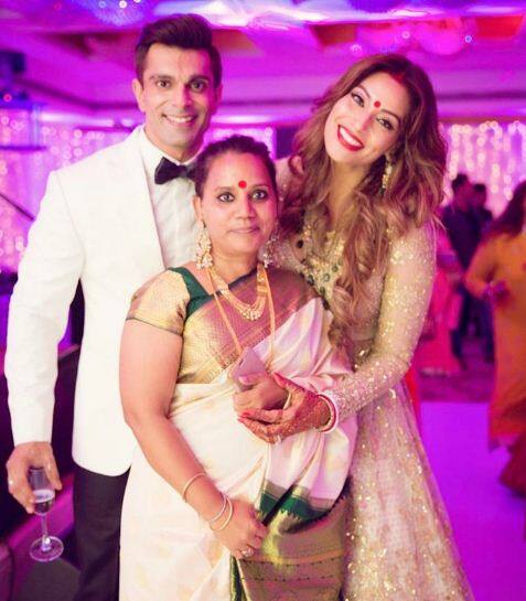  पिछले साल बिपाशा ने करण सिंह ग्रोवर के साथ शादी के बंधन में बंध गई.