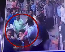 यूपी: बुलंदशहर में मरीज की मौत से गुस्साए परिवार वालों ने डॉक्टर को पीटा