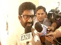 \'चप्पलमार\' सांसद रवींद्र गायकवाड हुए \'गायब\', FIR के बाद अब अंडरग्राउंड !