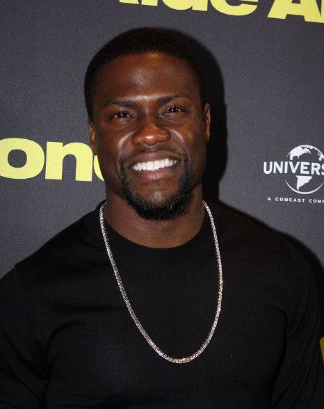 केविन हर्ट भी अमेरिका के कॉमेडियन हैं और ये दुनिया के सबसे ज्यादा कमाई करने वाले कॉमेडियन हैं. इनकी सलाना कमाई 87.5 मिलियन डॉलर है.(All Pictures Taken from Wikipedia)