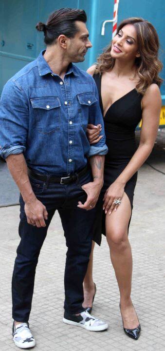 हाल ही में ऐसे ही एक लॉन्च में बिपाशा अपने पति करन सिंह ग्रोवर के साथ पहुंचीं.