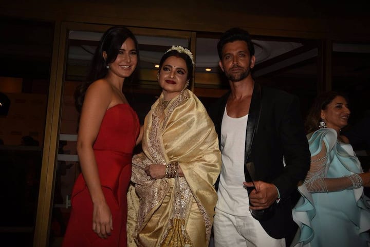बीती रात मुंबई में Hello Hall Of Fame अवॉर्ड्स नाइट की धूम रही. 