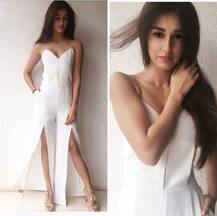 फ़ोटोशूट से अवॉर्ड शो तक दिशा पटानी का जलवा