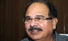 कांग्रेस में घमासान, टिकट बंटवारे से नाराज़ एके वालिया ने इस्तीफे की पेशकश की