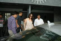 करीना कपूर खान कुछ इस अंदाज में कैमरे में हुईं कैद , देखें तस्वीरें...!