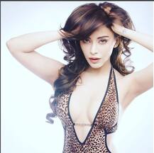 ऋतिक से इस स्पैनिश मॉडल ने पब्लिकली मांगी माफी, जानें क्या है पूरा मामला