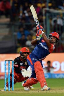 RCBvsDD: रिषभ पंत की पारी गई बेकार, 15 रनों से जीती बैंगलुरू की टीम