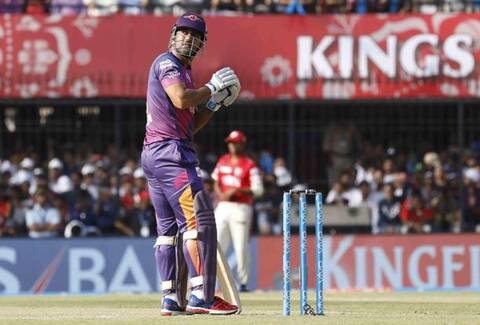 IPL इतिहास में 250 टी20 मैच खेलने वाले पहले भारतीय बने धोनी IPL इतिहास में 250 टी20 मैच खेलने वाले पहले भारतीय बने धोनी