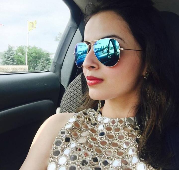 आदित्य सरपोतदार की तरफ से डायरेक्ट किए जाने वाले इस फिल्म को सतीश कुमार और रोहनदीप सिंह ने पेश किया है. यह फिल्म 12 मई को रिलीज होगी.