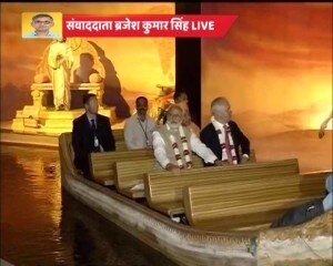 ऑस्ट्रेलियाई पीएम के साथ दिल्ली मेट्रो से अक्षरधाम मंदिर पहुंचे पीएम मोदी