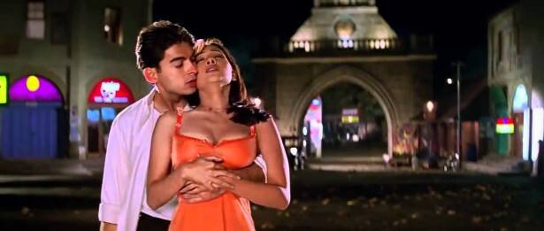 पति से अलग होने और आर्थिक तंगी की खबरों पर 'मोहब्बतें' एक्ट्रेस किम शर्मा ने अपनी चुप्पी तोड़ी है. उन्होंने ट्वीट कर कहा, ‘मुझे समझ नहीं आ रहा है कि कैसे लोगों के पास इतने सारे नजरिए और विवरण है. मैं खुद यह बता रही हूं कि ऐसा कुछ भी नहीं है जिसके बारे में इतना कुछ कहा जा रहा है.’