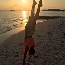 मलाइका ने पोस्ट की बीच साइड एक्सरसाइज़ की Pic!