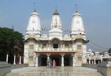 यूपी: गोरक्षनाथ मंदिर में 10 रुपये में भरपेट भोजन