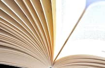 12वीं की किताब में बताया गया लड़कियों का \'बेस्ट फिगर\', सीबीएसई स्कूल में किताब