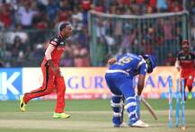 IPl10 की पहली हैटट्रिक और T20 में 20 मेडन फेंकने वाले पहले गेंदबाज़ बने सैमुएल बद्री