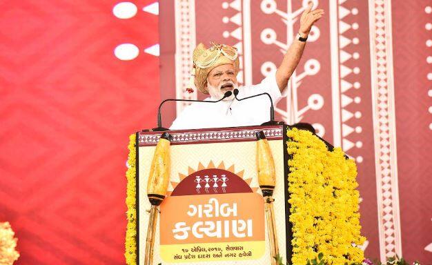 सूरत में एक तीर से कई शिकार कर गए प्रधानमंत्री मोदी!