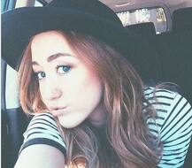 जब इस सिंगर ने चुराए जस्टिन बीबर के कपड़े!  