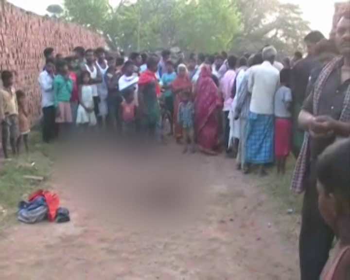 पटना : पति-पत्नी और बच्चे की निर्मम हत्या, \'ट्रिपल मर्डर\' से गुस्से में लोग