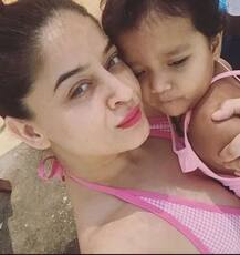 टीवी अदाकारा माही विज ने पिंक स्विमसूट में बिखेरा \'जलवा\'