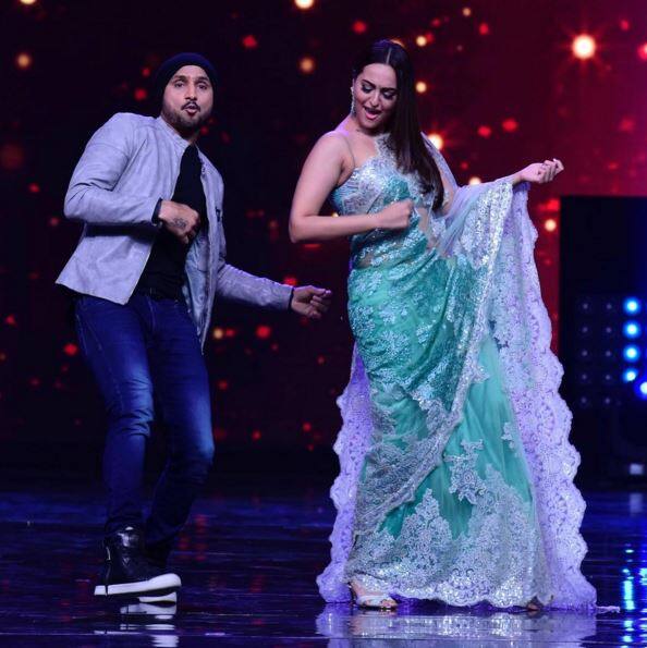 हरभजन बॉलीवुड एक्ट्रेस सोनाक्षी सिंहा के साथ भी डांस किया.