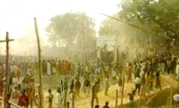 मंदिर-मस्जिद विवाद: आखिर 6 दिसंबर 1992 को हुआ क्या था? In Detail Ayodhya Ram Mandir Issue What Happened On 6 December 1992 मंदिर-मस्जिद विवाद: आखिर 6 दिसंबर 1992 को हुआ क्या था?