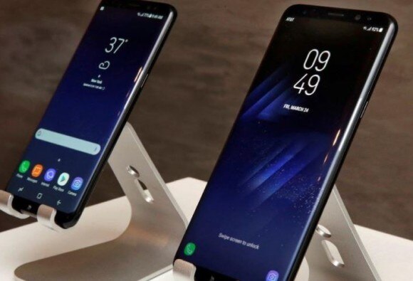 भारत में लॉन्च हुआ सैमसंग का सबसे शानदार स्मार्टफोन Galaxy S8 और S8+ , जानें 8 बड़ी खूबियां Samsung Galaxy S8 Launched Top 8 Features भारत में लॉन्च हुआ सैमसंग का सबसे शानदार स्मार्टफोन Galaxy S8 और S8+ , जानें 8 बड़ी खूबियां