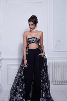 सोनम कपूर ने पोस्ट किए अपने ताज़ा फ़ोटोशूट की तस्वीरें और वीडियो