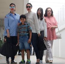 साथ नज़र आईं कपूर बहनें करीना और करिश्मा