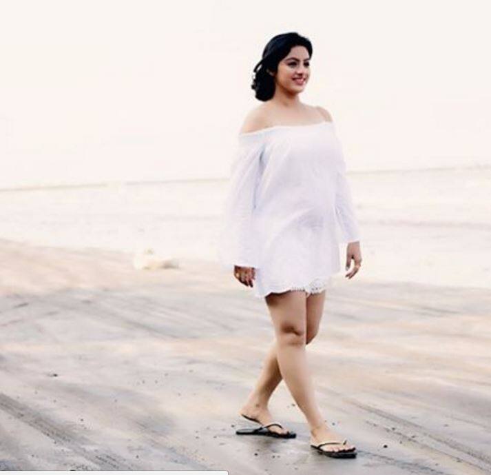 दीपिका ने प्रेग्नेंसी के तीन महीने पूरे होने पर जनवरी में अपनी प्रेग्नेंट होनें की खबर को सबके सामने जाहिर किया था.