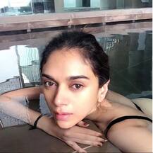 तपते शरीर के साथ फिटनेस के लिए पानी में उतरीं अदिती रॉव हैदरी!