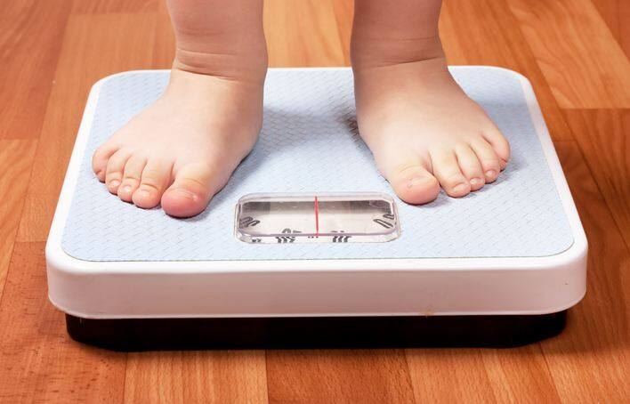 Children With Regular Bedtimes Less Likely To Become Obese बच्चों को मोटापे से बचाने के लिए अपनाएं ये छोटा सा उपाय