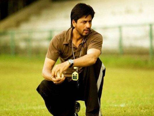 शाहरुख की दो फिल्में 'स्वदेश' 2005 में और 'चक दे इंडिया' 2007 में नेशनल अवॉर्ड के लिए नॉमिनेट हुई थी, लेकिन दोनों बार शाहरुख अवॉर्ड पाने से चूक गए. 2005 में ये अवॉर्ड 'सैफ अली खान' को उनकी फिल्म हम तुम के लिए मिला.