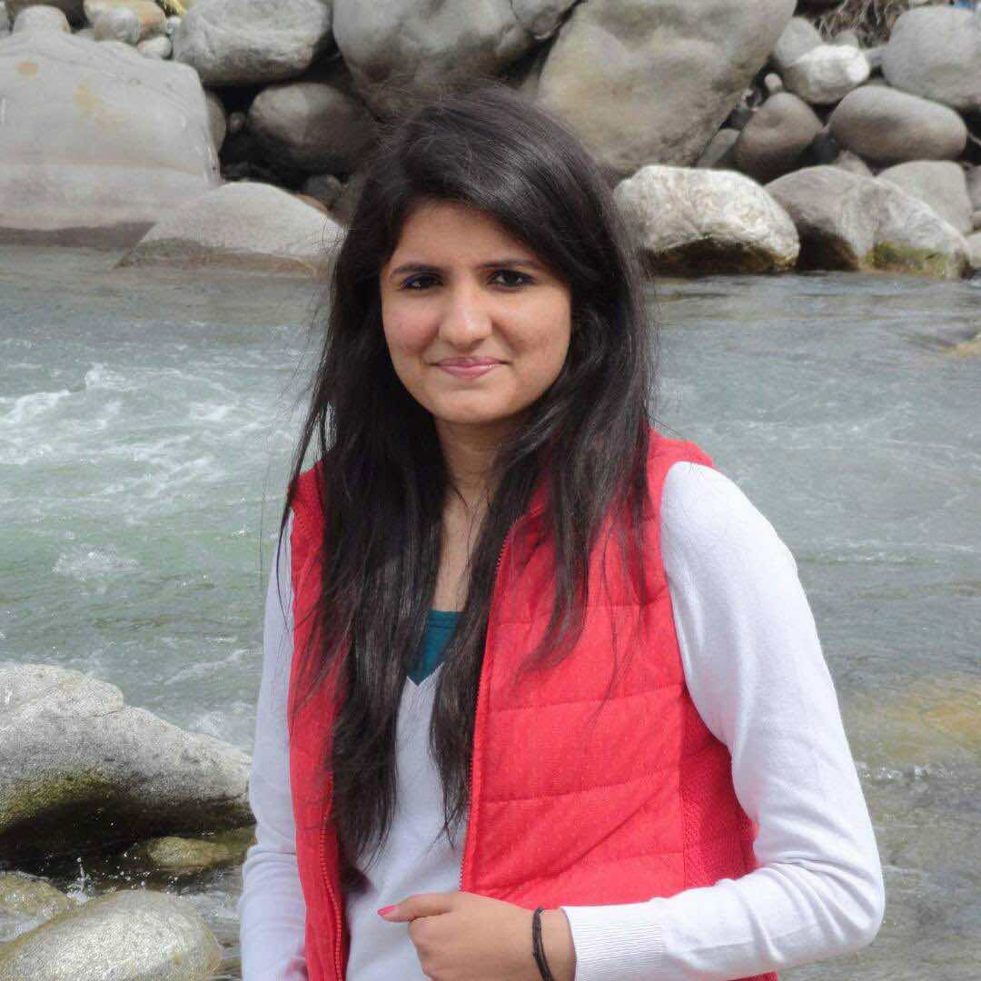 सपना पूरा होने की दहलीज पर मिली मौत, प्लेन क्रैश में जान गंवा बैठीं हिमानी