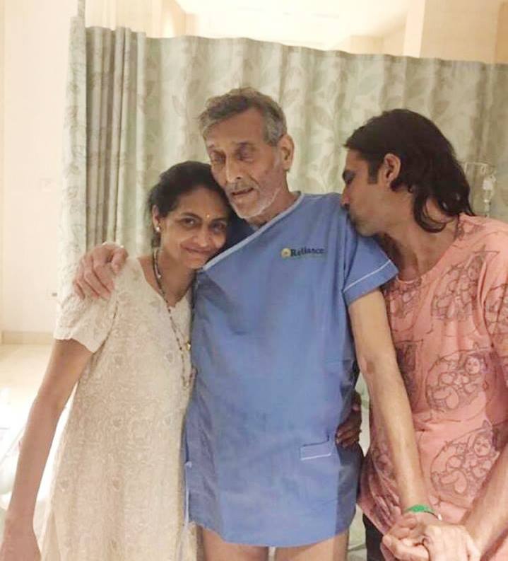 विनोद खन्ना की पहली फिल्म ‘मन का मीत’ थी जिसमें वो विलेन के किरदार में थे. शुरुआत में उन्हें खलनायक के रूप में पहचान मिली लेकिन फिल्म ‘मेरा गांव मेरा देश’ से ये अभिनेता स्टार बने. इस अभिनेता ने 141 से ज्यादा फिल्मों में काम किया था.