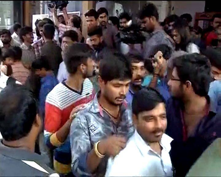 राजमौली का कहना है कि इस फिल्म से सस्पेंस खुल जाएगा. वो अब और सीक्वल नहीं बनाना चाहते.