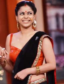 \'द कपिल शर्मा शो\' के लिए कॉमेडियन सुमोना चक्रवर्ती ने करवाया मेकओवर, देखें तस्वीरें...