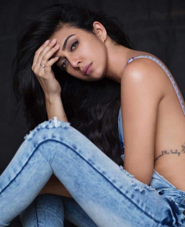 मॉडल, एक्टर और 'प्रो कबड्डी लीग' की एंकर सोनिका चौहान की कार हादसे में मौत