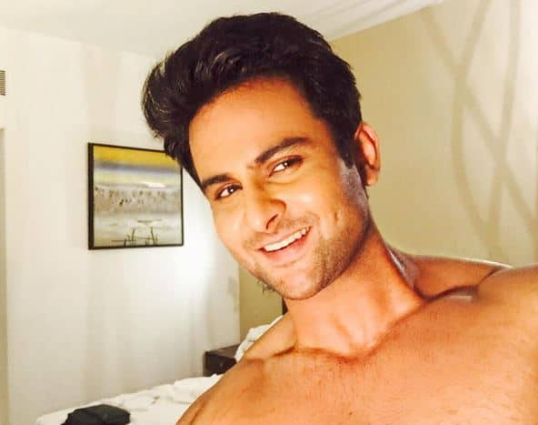 डॉ. संकेत भोंसले सुगंधा मिश्रा को एक साल से डेट कर रहे हैं.