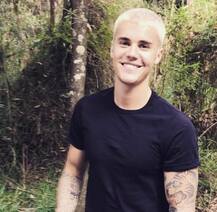 OMG! होटल में अपने कपड़े खुद धोता है ये मशहूर सिंगर