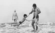 विनोद खन्ना के बेटे राहुल ने पिता की तस्वीर शेयर कर लिखा यह भावुक कैप्शन...