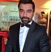 कासगंज दंगा: एजाज खान का सरकार पर हमला-\'सुन ले हुकूमत हम तुझे नामर्द कहते है\'