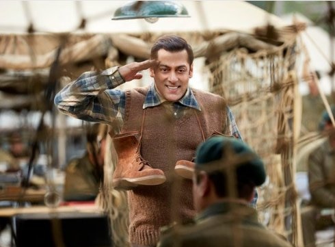 Salman Khans Tubelight To Blast At The China Box Office जैकी चैन के घर में 'धमाका' करने की तैयारी में है सलमान खान!