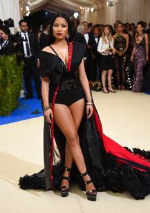 Met Gala में कुछ इस अंदाज़ में पहुंचीं निकी मिनाज