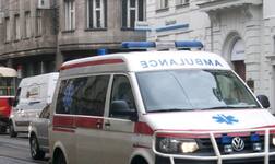 एंबुलेंस नहीं मिली तो बच्चे के शव को ट्राली में लेकर गया पिता, प्रशासन ने दिए जांच के आदेश