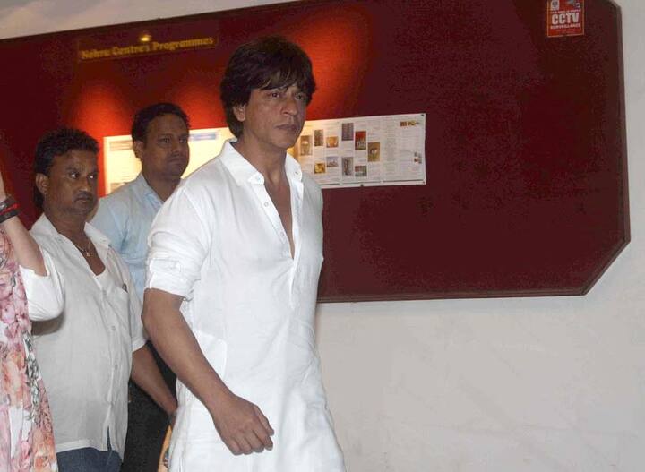 शाहरूख खान ने विनोद खन्ना के साथ दिलवाले में काम किया था.