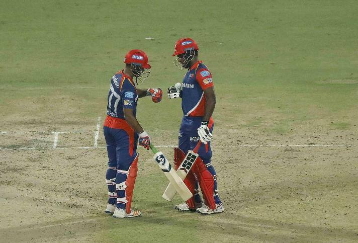 दो युवा बल्लेबाजों-ऋषभ पंत (97) और संजू सैमसन (61) की तूफानी पारियों के दम पर दिल्ली डेयरडेविल्स ने गुजरात लांयस के 209 रनों के विशाल लक्ष्य को बौना साबित करते हुए सात विकेट से रिकार्ड जीत हासिल की.
सौजन्य: IPL(BCCI